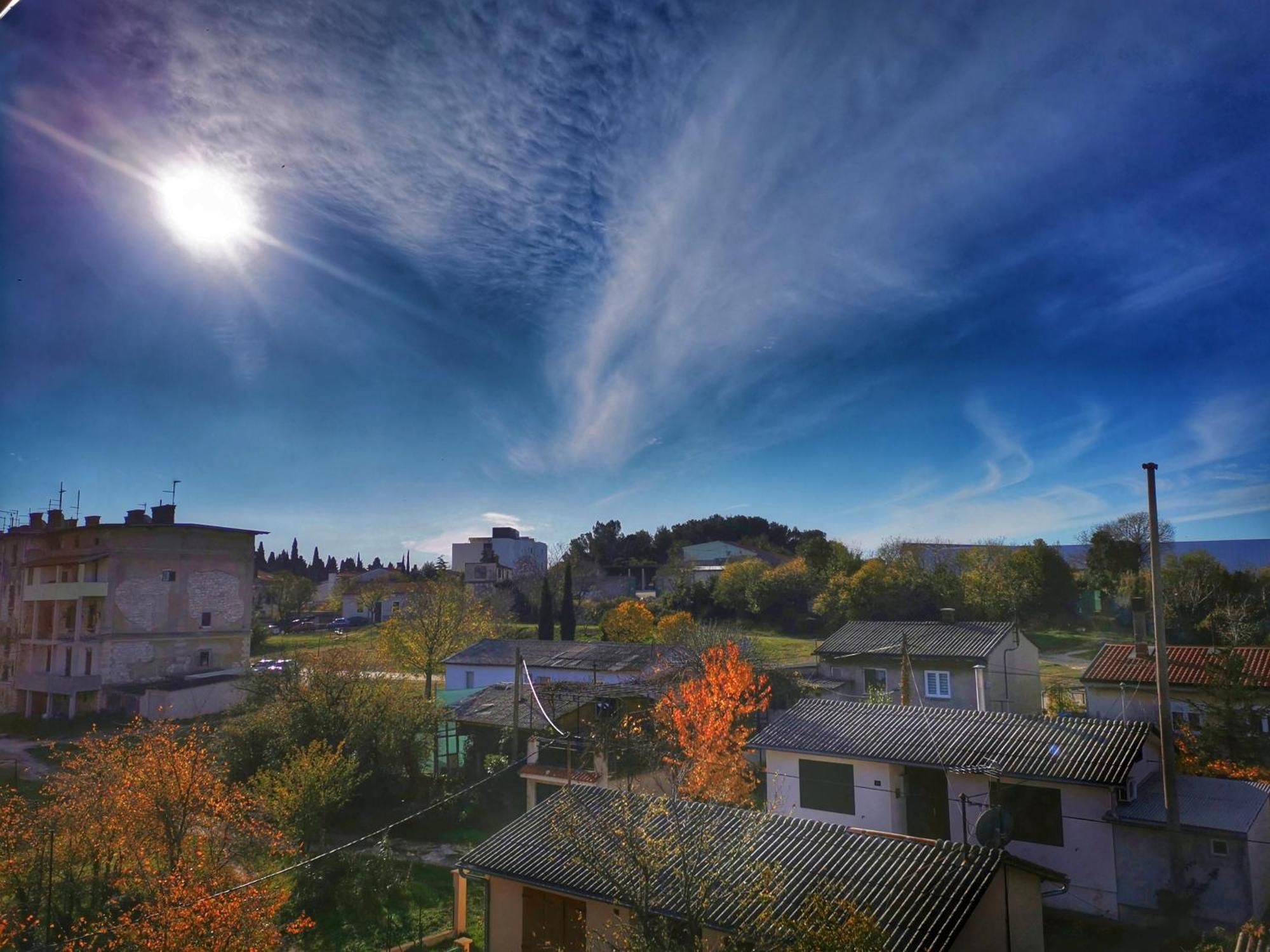 Attica Apartment Pula Bagian luar foto